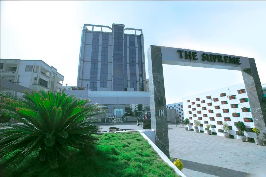 Hotel Supreme Visakhapatnam Dış mekan fotoğraf